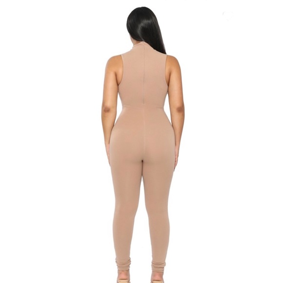 Fiona Baddie Jumpsuit - Picture 3 of 4